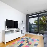 Chic Private Suite In Charming Flat